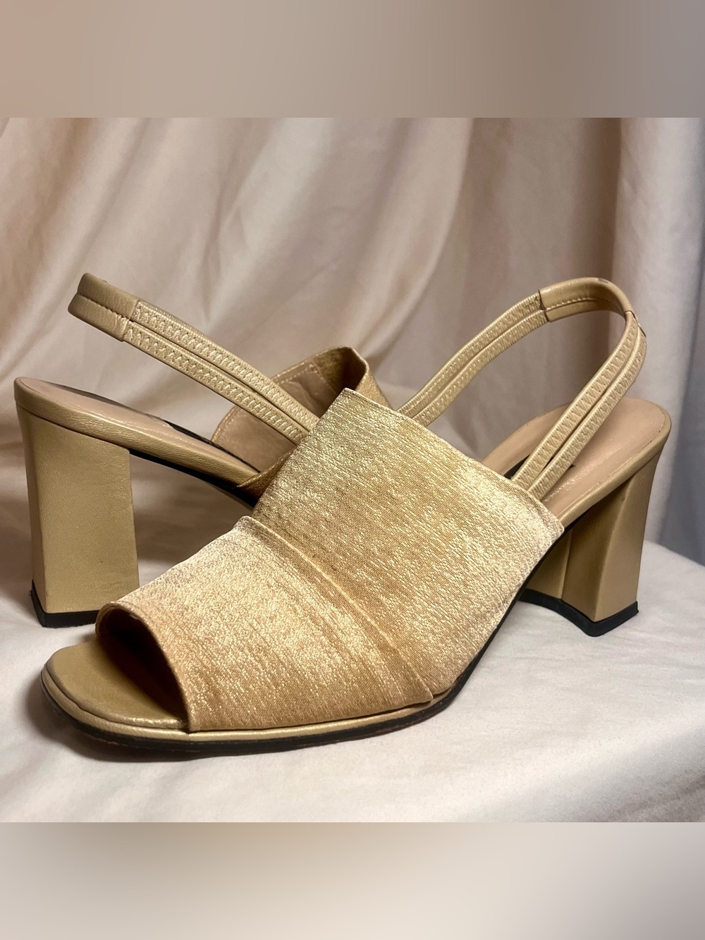 Stuart Weitzman Gold/Beige Shimmer Slingback, Block Heel, Peep-toe, Vintage Y2K